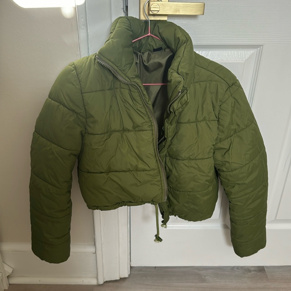 Puffy cropped jacket
